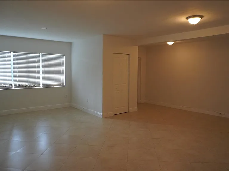 2880 Pine Tree Dr #2 — Photo 7