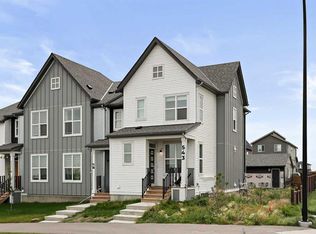 543 N Livingston Way NE, Calgary, AB T3P1Y5