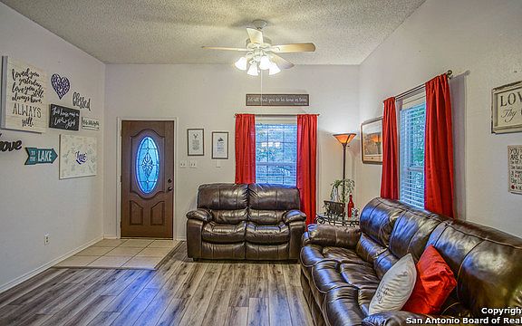 5th image of 430 Paradise Dr