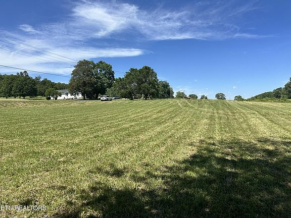 3rd image of 3169 Hinds Creek Rd
