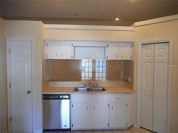 4th image of 3852 Marquise Ln