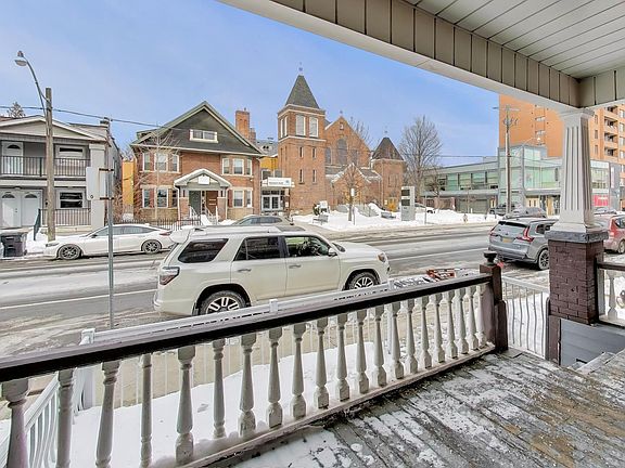 2nd image of 1895 Davenport Rd