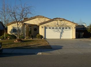4320 Berkshire Rd, Bakersfield, CA 93313