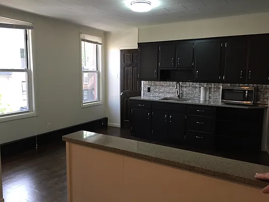 Rented by M & J Tenaglia Realty Corp | media 24