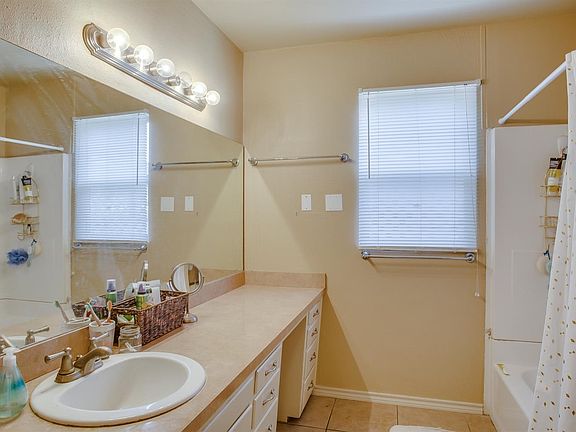 5th image of 3114 30th St