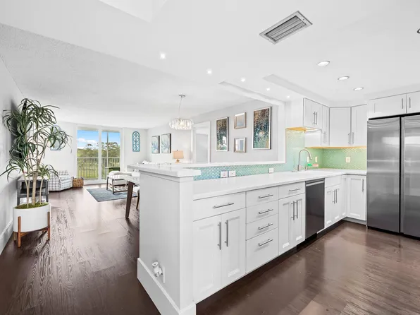 250 NW 67th Street #423, Boca Raton, FL 33487