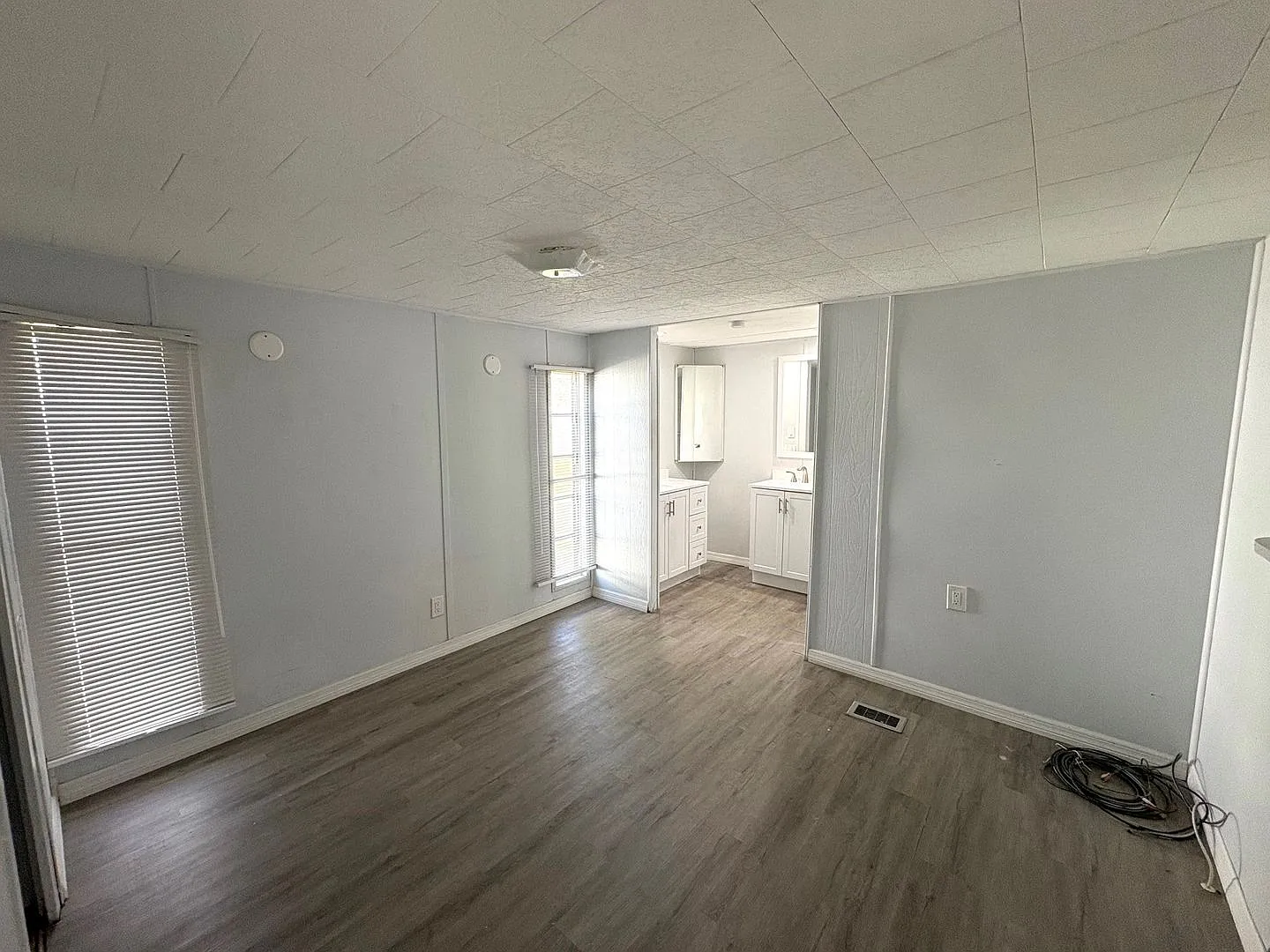 Updated 2-bed/2-bath Mobile Home in The Beautiful Westwinds Village! 55+ Community — Photo 4