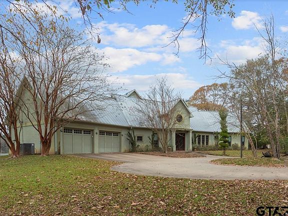 2nd image of 16690 Driftwood Dr