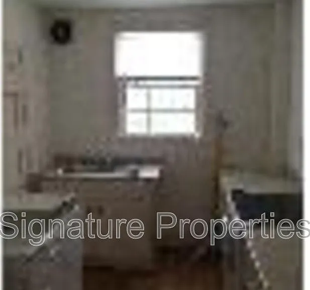 534 Logan St #1 — Photo 7