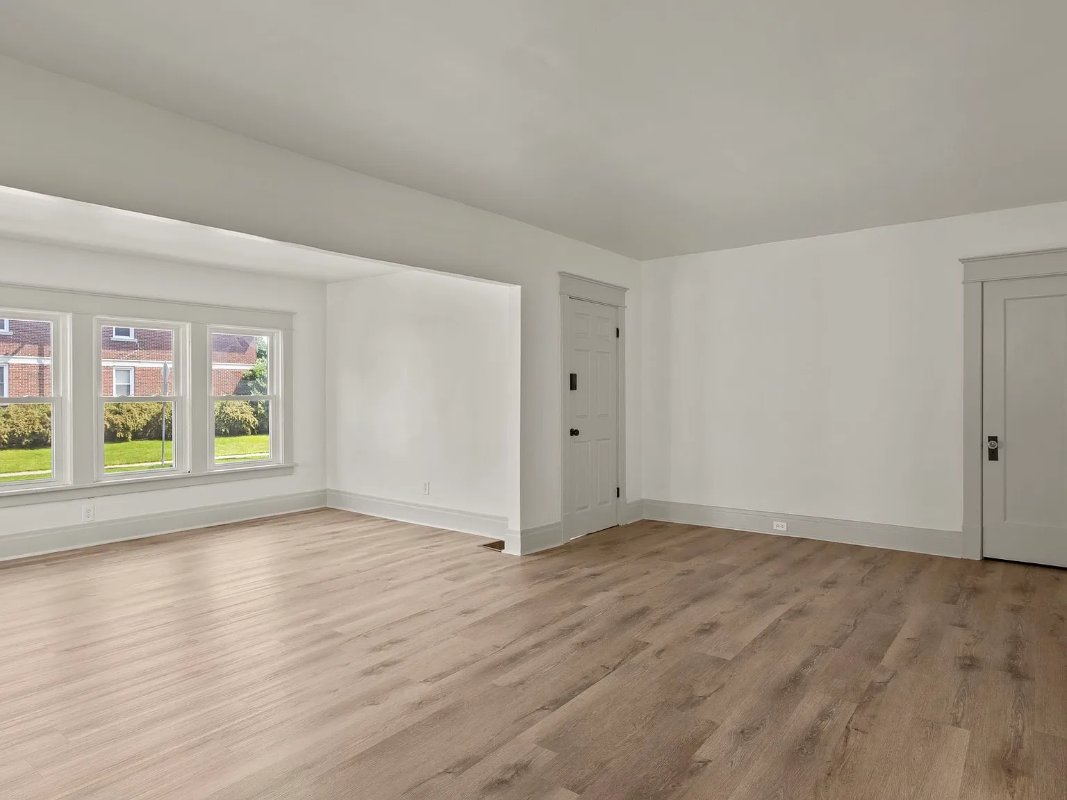 3 bed, 1500 sqft, $1,900 — Photo 4