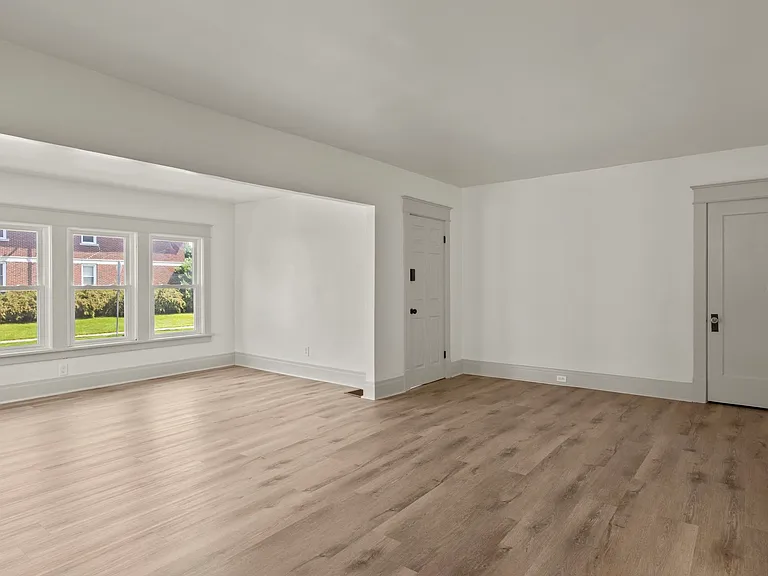211 Tacoma Ave #1 — Photo 4