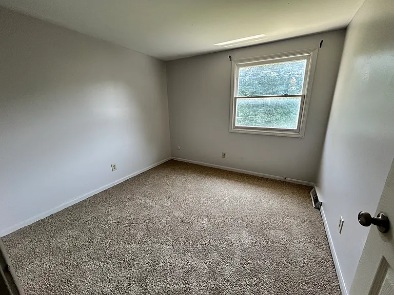 205 Berehaven Dr — Photo 11