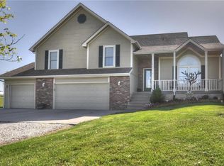 17535 Silvey Rd, Lawson, MO 64062