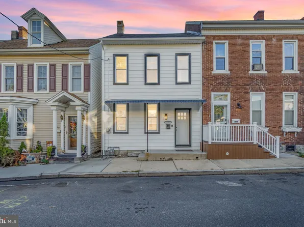 132 S 3rd St, Lebanon, PA 17042