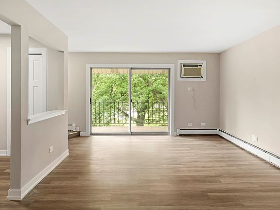 3rd image of 14012 Waterbury Dr APT 1306