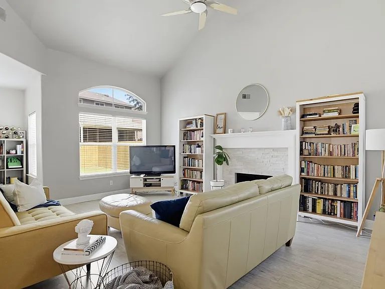20515 View Mdw — Photo 6