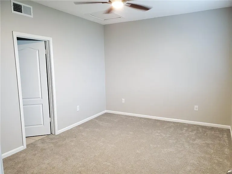 11203 Ranch Road 2222 Rd #302 — Photo 10