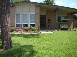 2503 Muscadine Ln, Pasadena, TX 77502