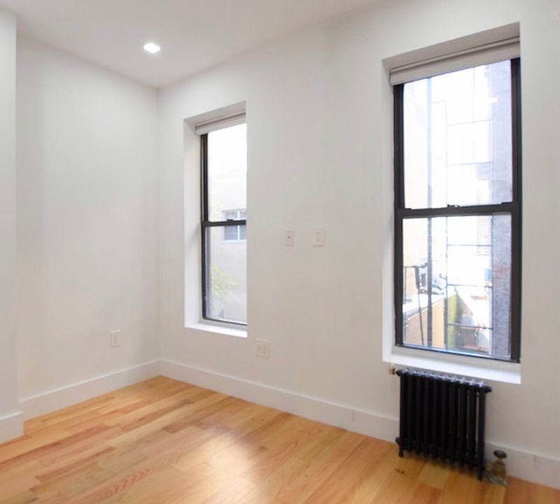 1st image of 247 Mulberry St #3EE