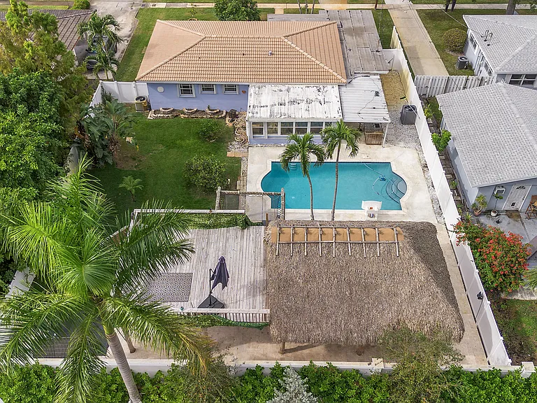 1820 SW 22nd Ave — Photo 30