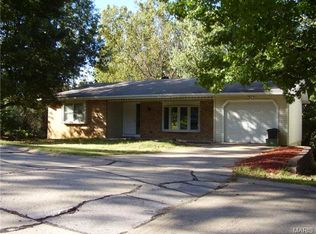 817 Locust St, Festus, MO 63028