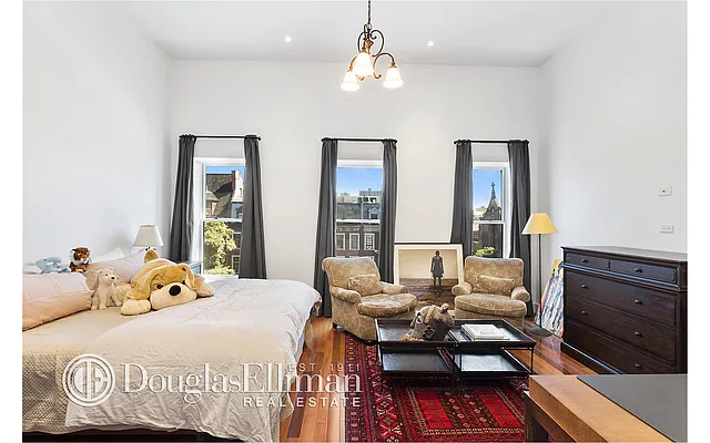 Rented by Douglas Elliman | media 28