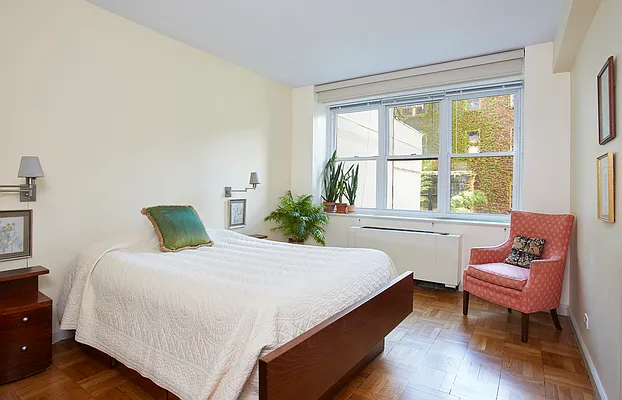 Sold by Compass | media 6