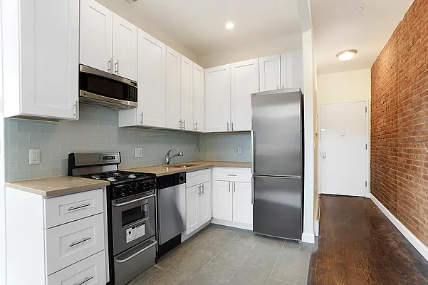 Rented by Corcoran | media 42