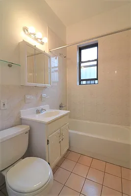 Rented by Oxford Property Group | media 49