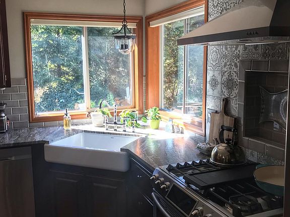 2nd image of 4912 Eagle Creek Ln