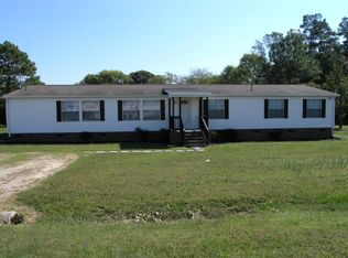 35 E Clay Dr, Halifax, NC 27839
