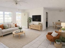 20120 NE 2nd Ave, Miami Gardens, FL