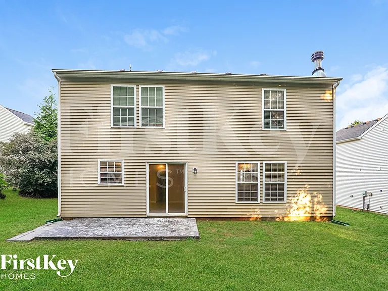340 Kendall Dr — Photo 18