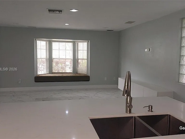 14631 SW 122nd Pl #14631 — Photo 11