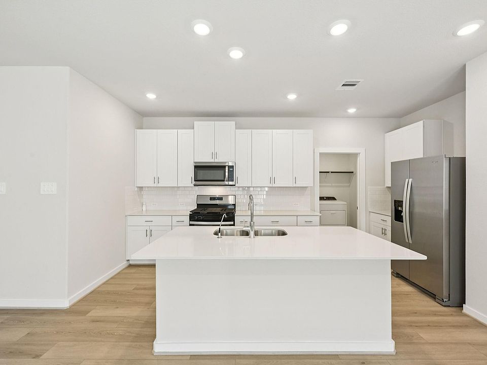 1st image of 5721 Adamite Way