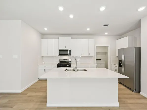 5721 Adamite Way, Houston, TX 77048