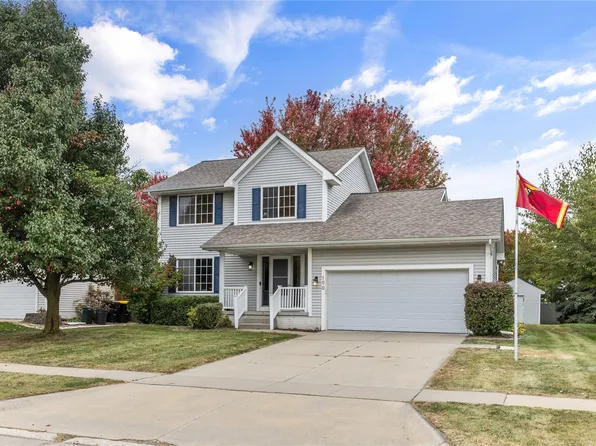 150 SE Crabapple Dr, Waukee, IA 50263