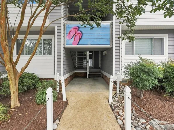 500 Ocean Trace Arch APT 104, Virginia Beach, VA 23451