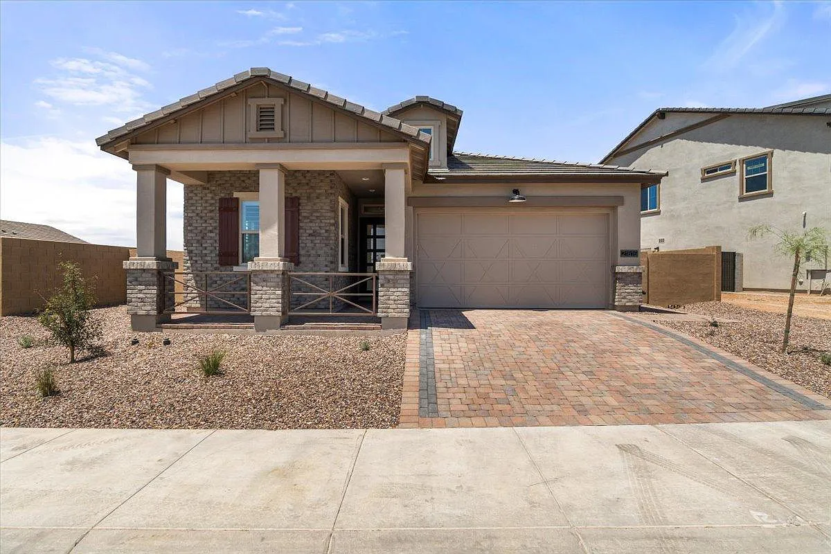 3 bed, 1979 sqft, $3,450 — Photo 1