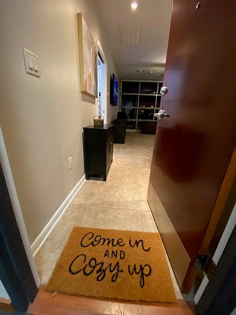 1 bed, 691 sqft, $1,750 — Photo 2