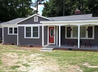 121 Laurel Ave W, Greenwood, SC 29649