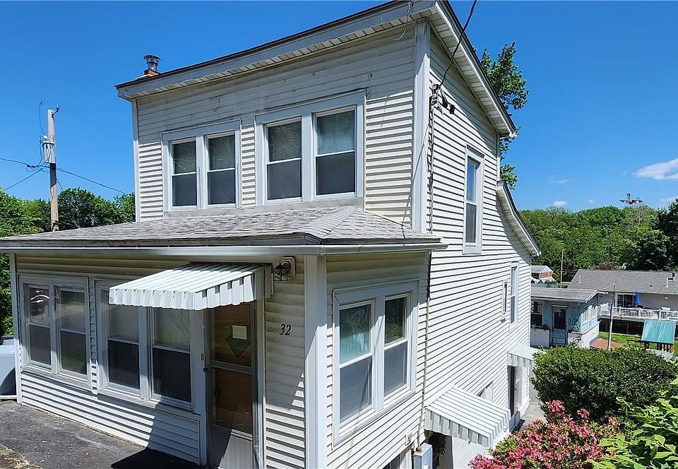 1st image of 32 Pierpont Avenue