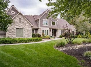 373 Hawkinsridge Ln, Cincinnati, OH 45230