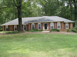 320 Castlegate Rd, Macon, GA 31210