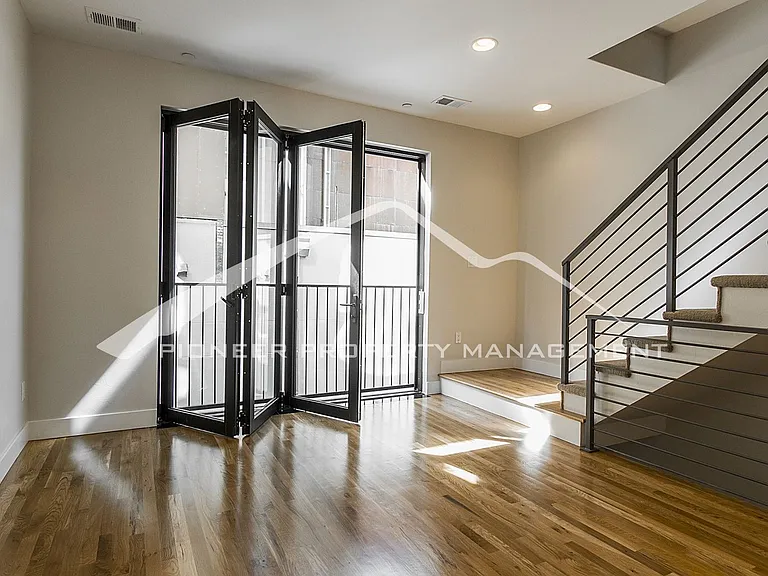 1819 Boulder St #104 — Photo 8