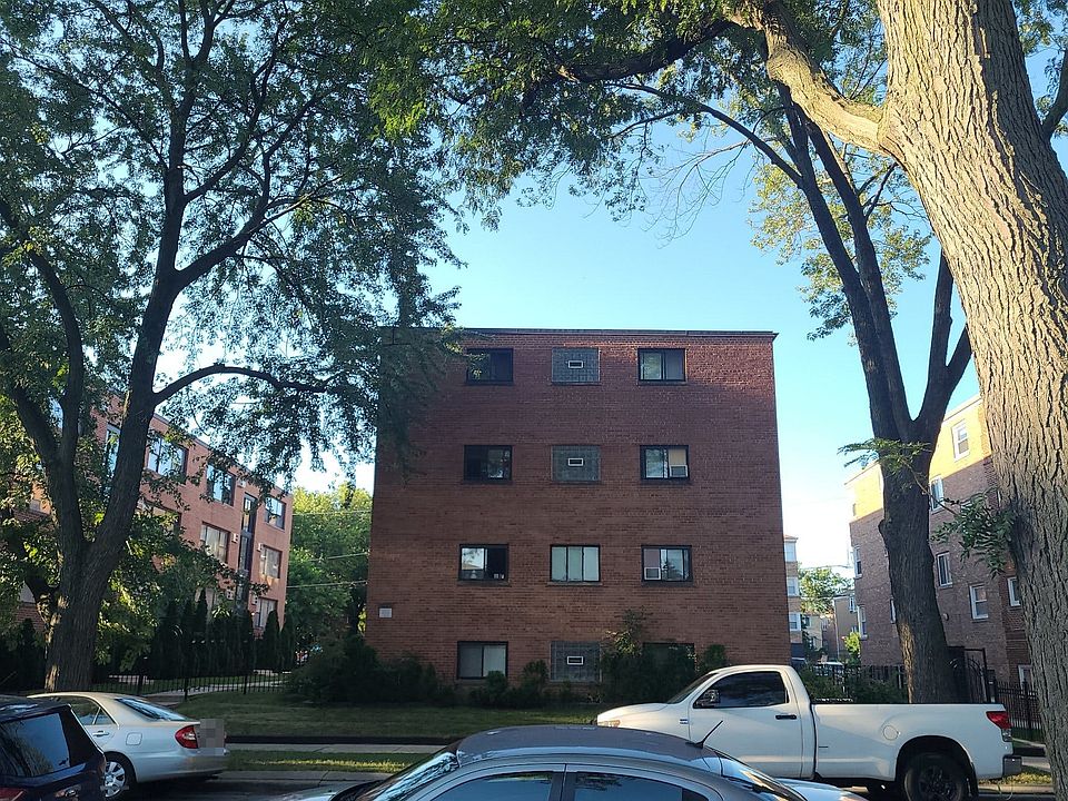 1st image of 2909 W Summerdale Ave #2A