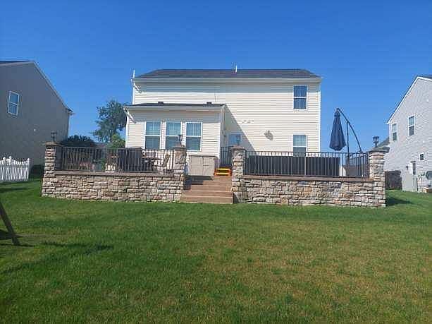 2nd image of 3123 Sterling Lake Dr