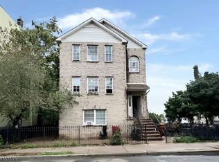 328-330 Hawthorne Ave, Newark, NJ 07112