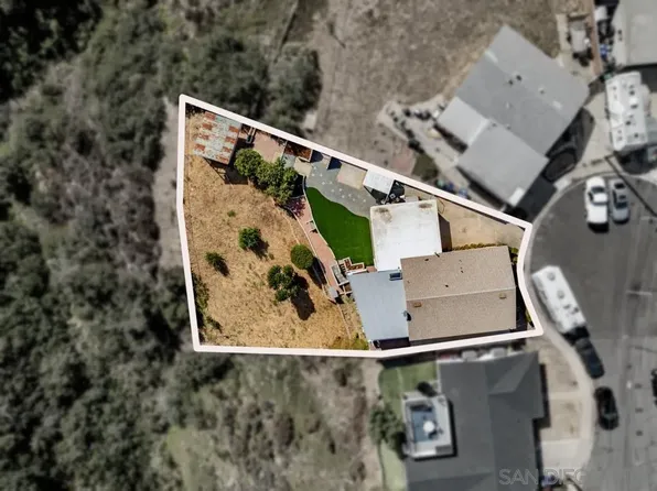 3857 Cody St, San Diego, CA 92117
