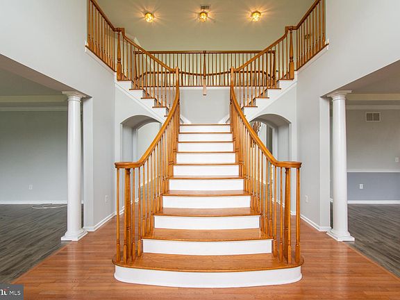 5th image of 762 Rachel Dr